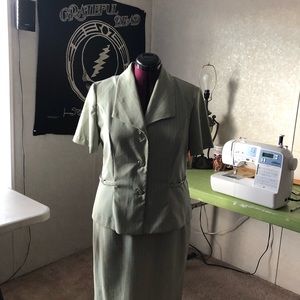 Women’s dress suit